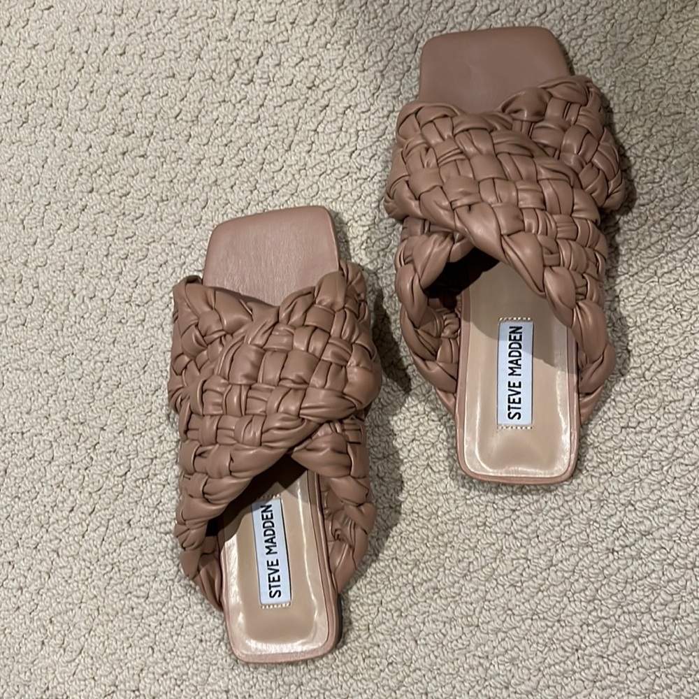 Steve Madden woven slip on sandal